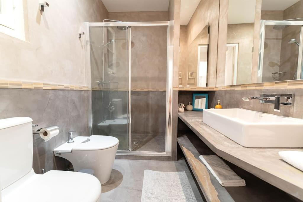 Appartamento Superbe Avec Jardin Piscine, Garage Nizza