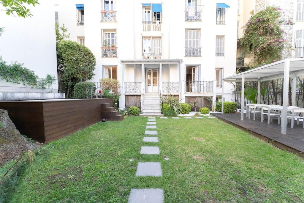 Appartamento Superbe Avec Jardin Piscine, Garage